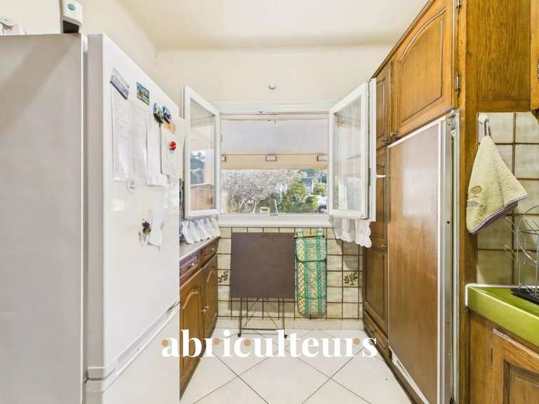 Maison La Roque-d'Anthéron - 5 chambres - 232m²