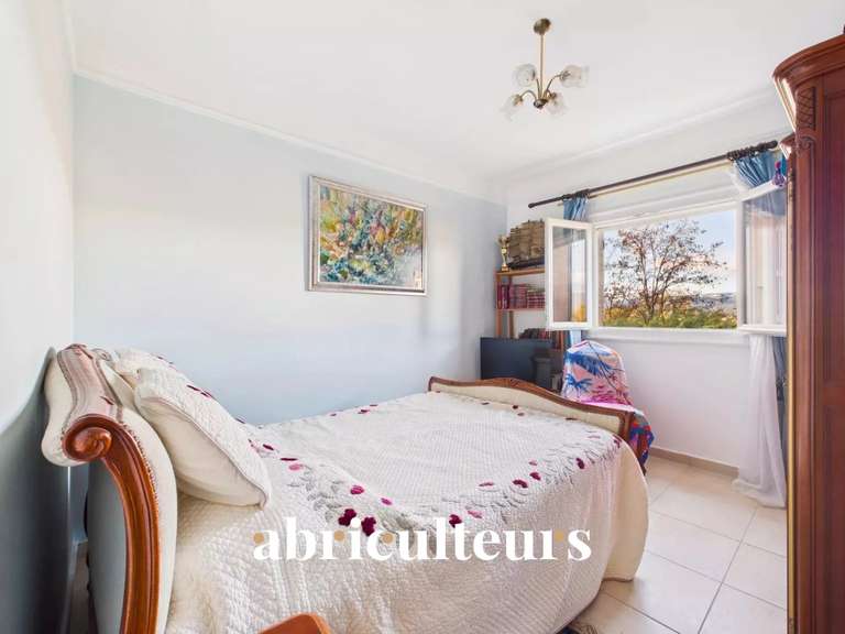 Maison La Roque-d'Anthéron - 5 chambres - 232m²