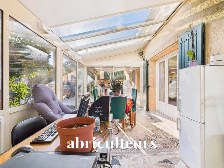 Maison La Roque-d'Anthéron - 5 chambres - 232m²