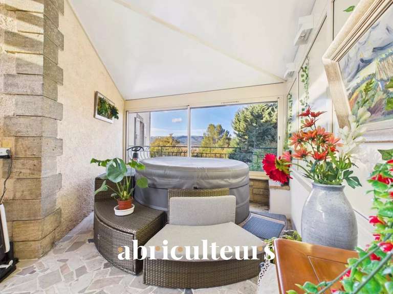 Maison La Roque-d'Anthéron - 5 chambres - 232m²