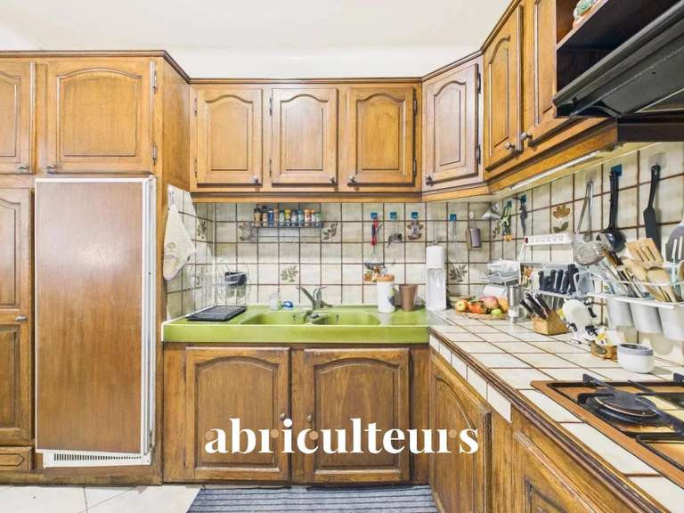 Maison La Roque-d'Anthéron - 5 chambres - 232m²