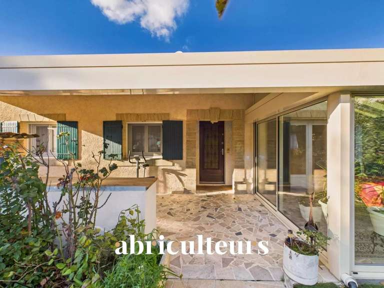 Maison La Roque-d'Anthéron - 5 chambres - 232m²