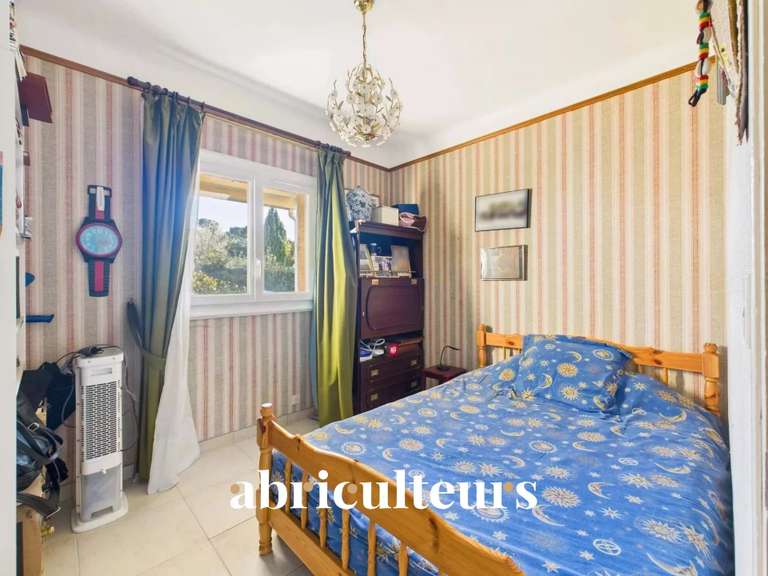 Maison La Roque-d'Anthéron - 5 chambres - 232m²