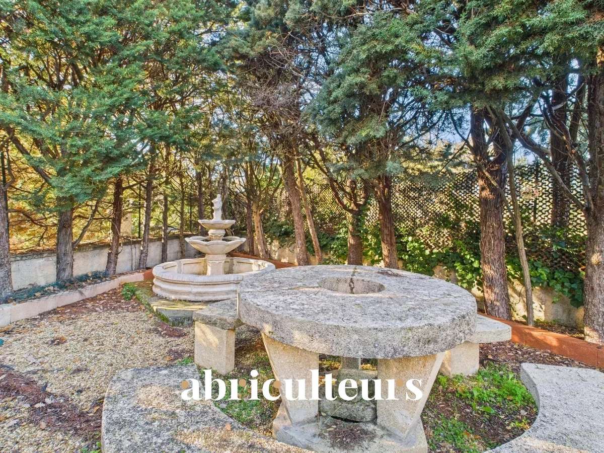 Maison La Roque-d'Anthéron