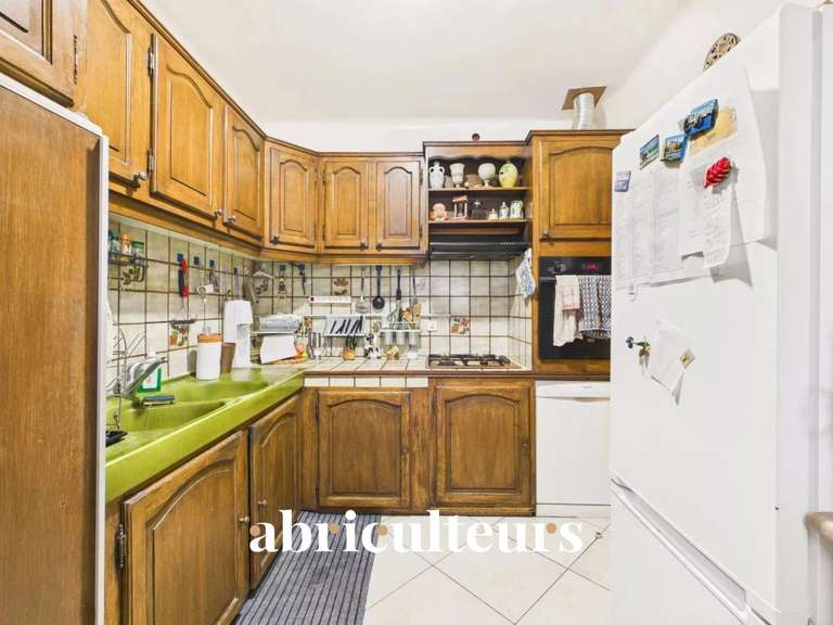 Maison La Roque-d'Anthéron - 5 chambres - 232m²