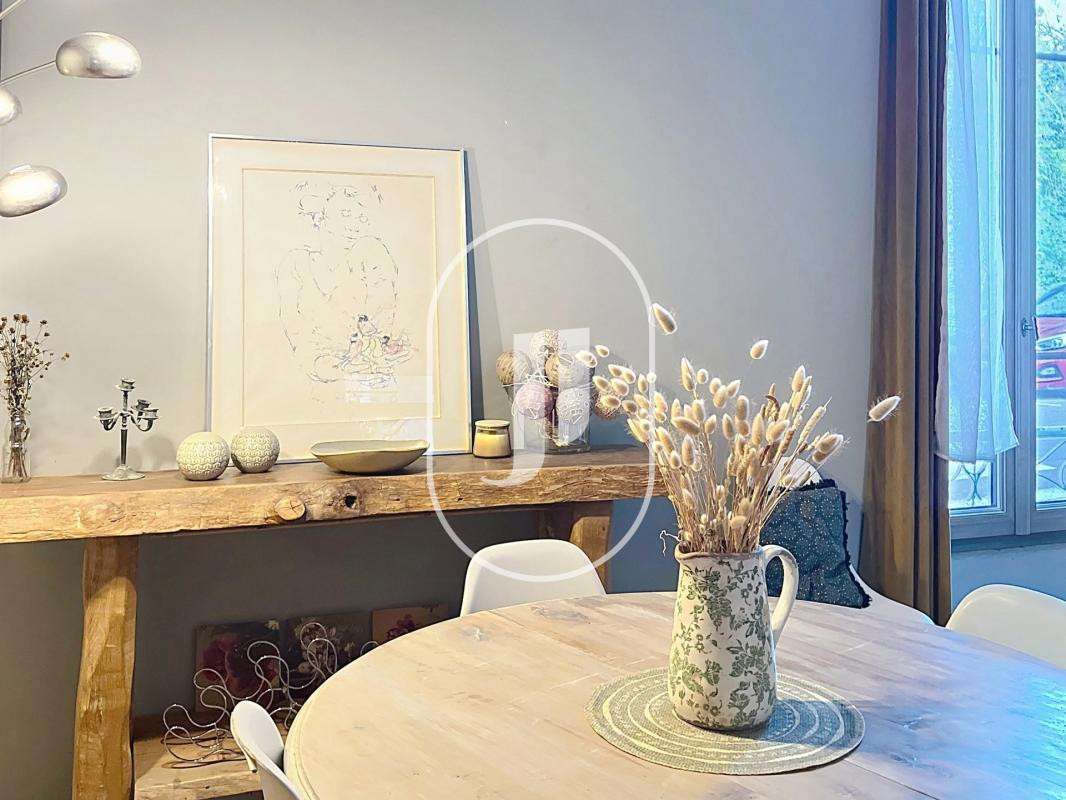 House La Roque-d'Anthéron