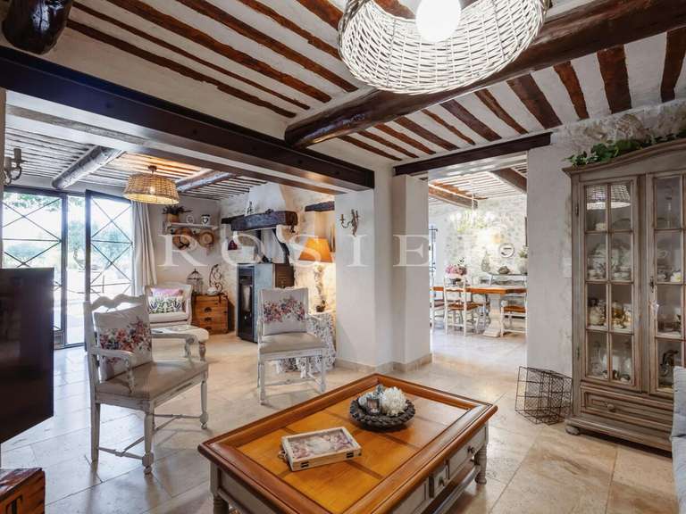 Maison La Roque-sur-Pernes - 3 chambres - 150m²