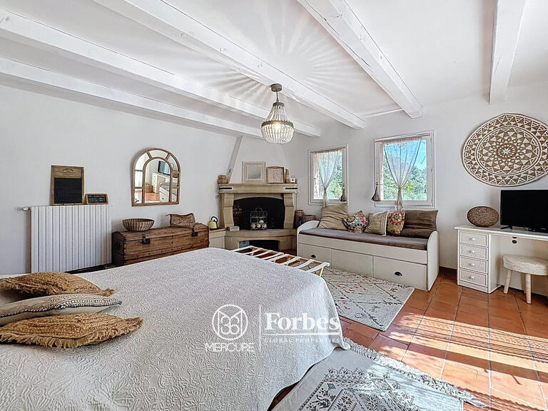 Property La Roquebrussanne - 4 bedrooms - 270m²