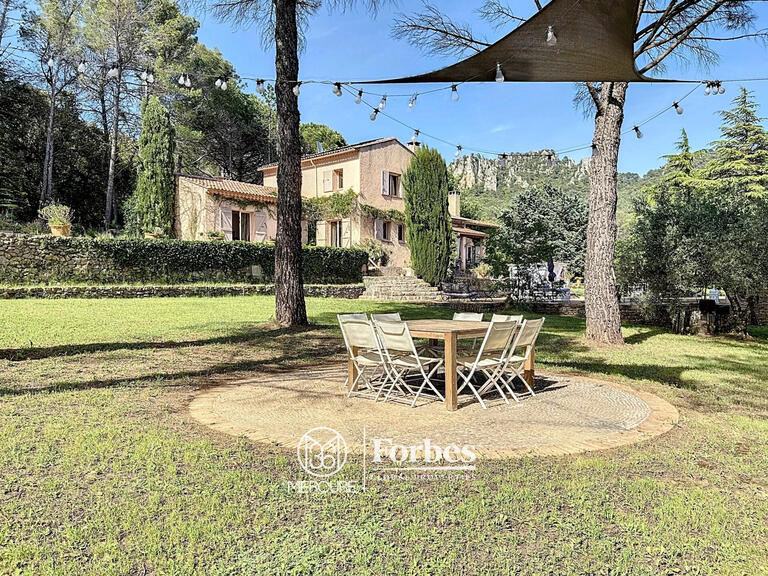 Property La Roquebrussanne - 4 bedrooms - 270m²