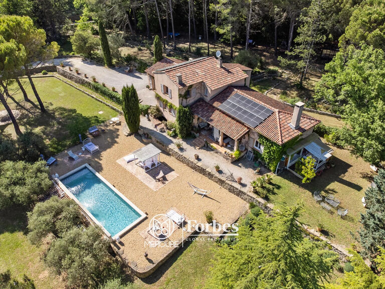Property La Roquebrussanne - 4 bedrooms - 270m²