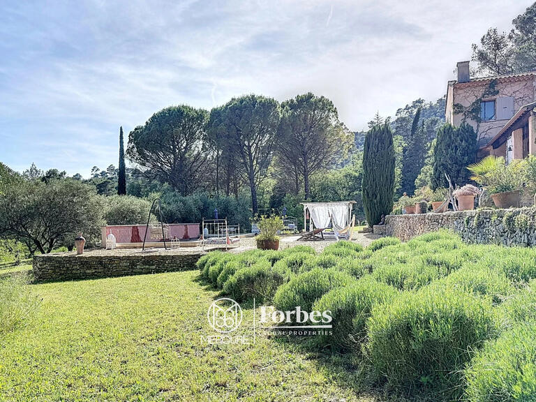 Property La Roquebrussanne - 4 bedrooms - 270m²