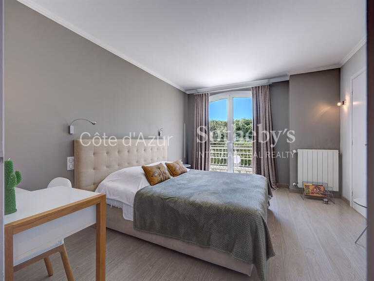 Maison La Roquette-sur-Siagne - 5 chambres - 280m²