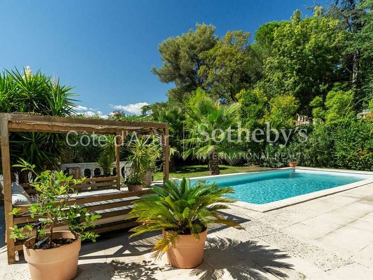 Maison La Roquette-sur-Siagne - 5 chambres - 203m²