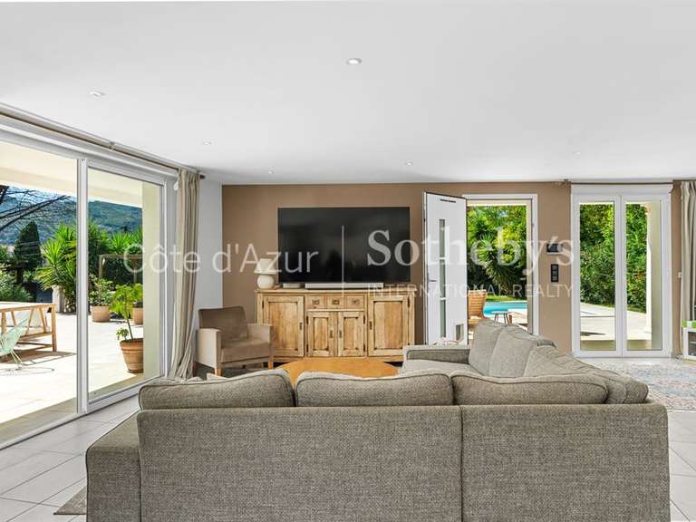 Maison La Roquette-sur-Siagne - 5 chambres - 203m²