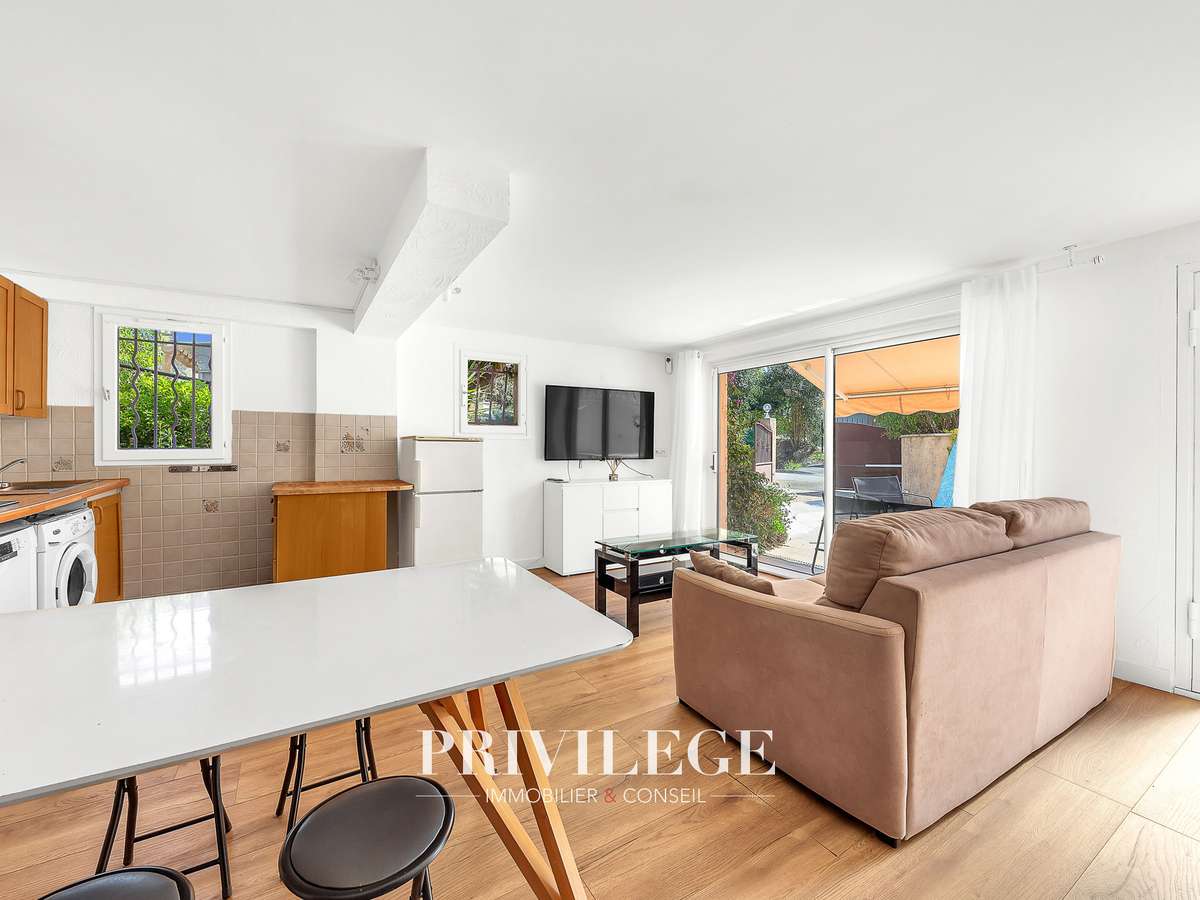 House La Roquette-sur-Siagne