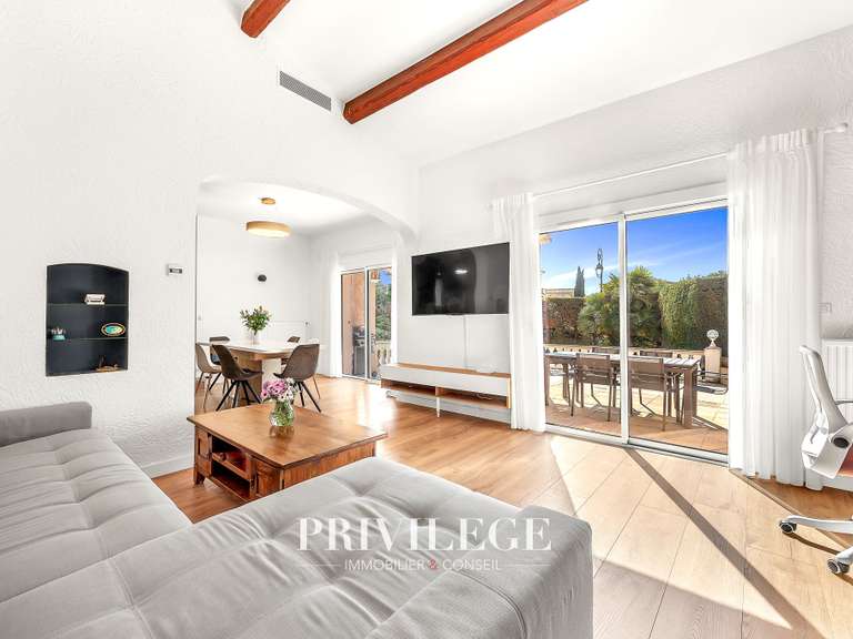 Maison La Roquette-sur-Siagne - 6 chambres - 223m²