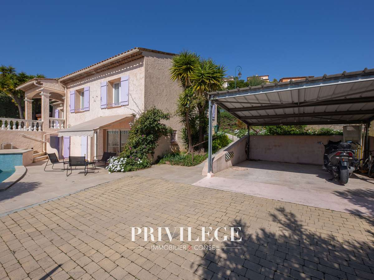 House La Roquette-sur-Siagne