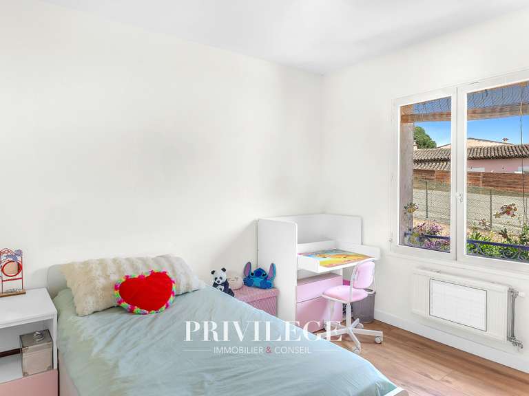 Maison La Roquette-sur-Siagne - 6 chambres - 223m²