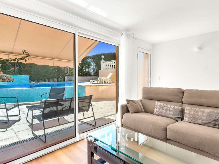 Maison La Roquette-sur-Siagne - 6 chambres - 223m²