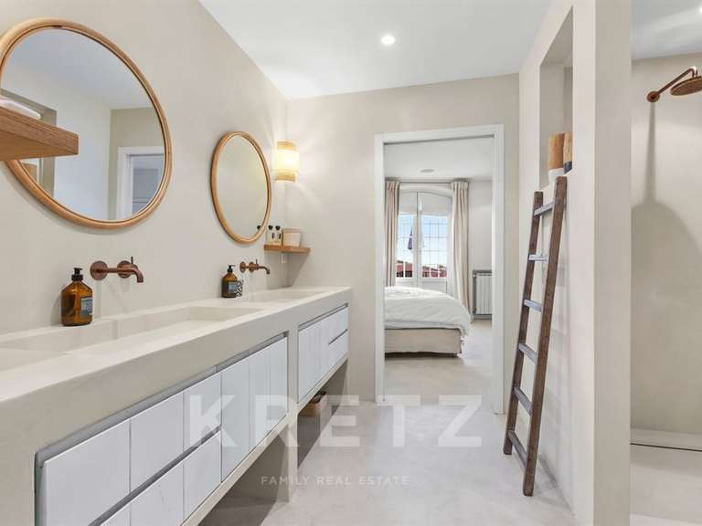 Maison La Roquette-sur-Siagne - 5 chambres - 328m²