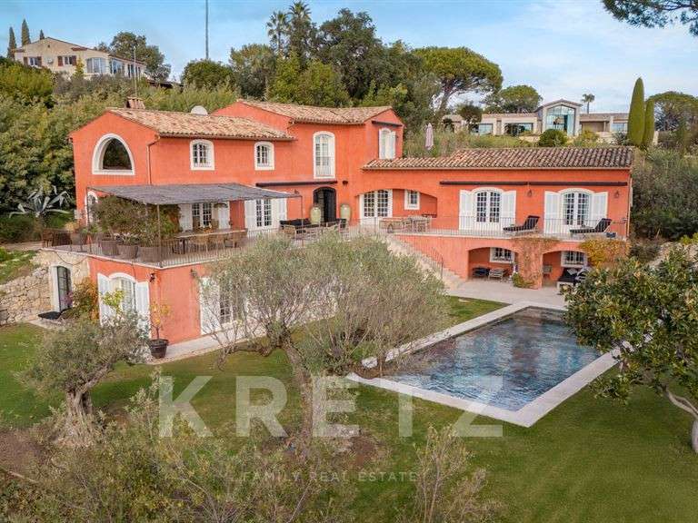 Maison La Roquette-sur-Siagne - 5 chambres - 328m²