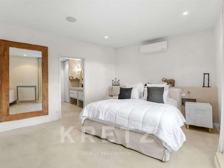 Maison La Roquette-sur-Siagne - 5 chambres - 328m²