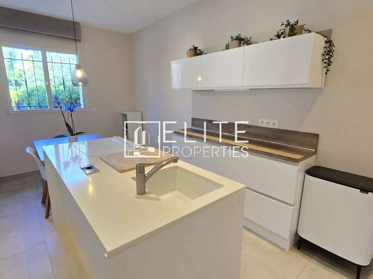 Maison La Roquette-sur-Siagne