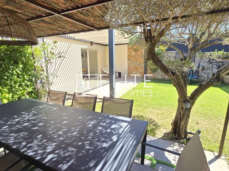 Maison La Roquette-sur-Siagne - 3 chambres - 95m²