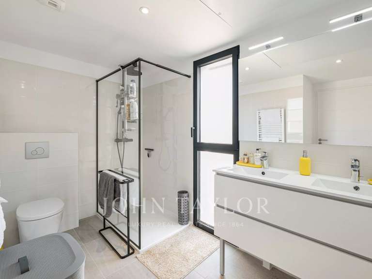 Maison La Roquette-sur-Siagne - 4 chambres - 175m²
