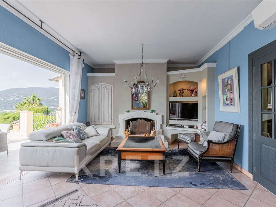 Maison La Roquette-sur-Siagne