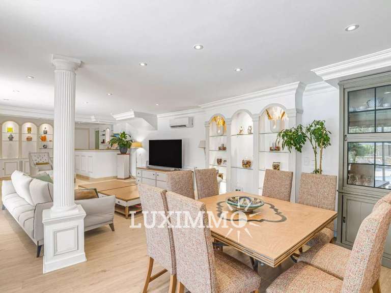 Maison La Roquette-sur-Siagne - 5 chambres - 330m²