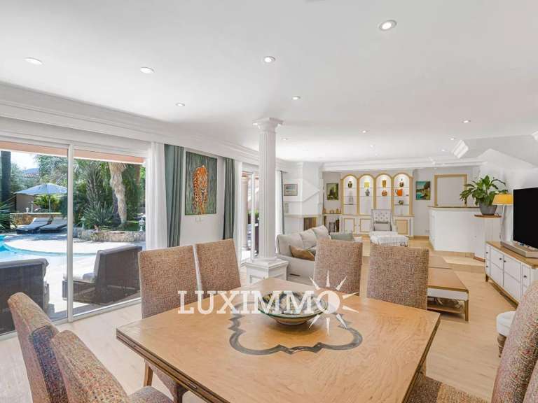 Maison La Roquette-sur-Siagne - 5 chambres - 330m²