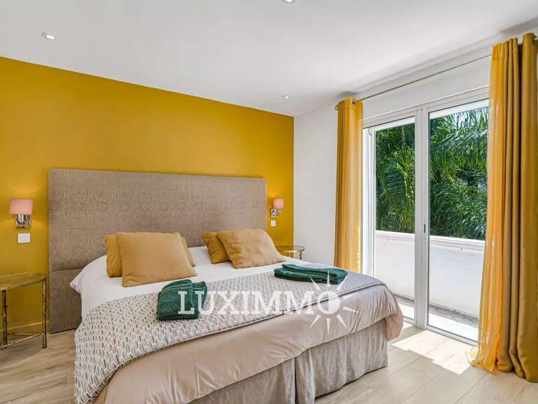 Maison La Roquette-sur-Siagne - 5 chambres - 330m²