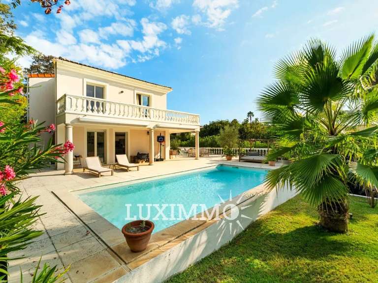 Villa La Roquette-sur-Siagne - 5 chambres - 203m²