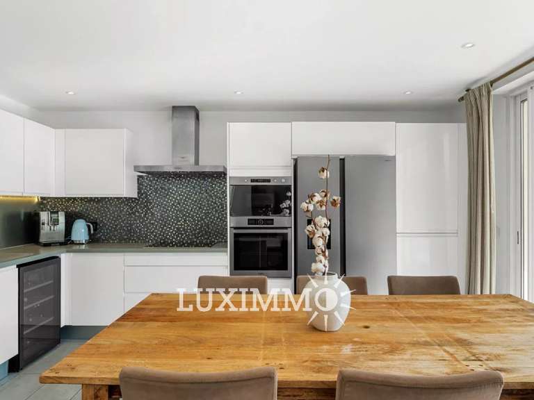 Villa La Roquette-sur-Siagne - 5 chambres - 203m²