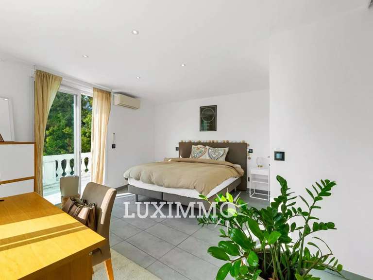 Villa La Roquette-sur-Siagne - 5 chambres - 203m²