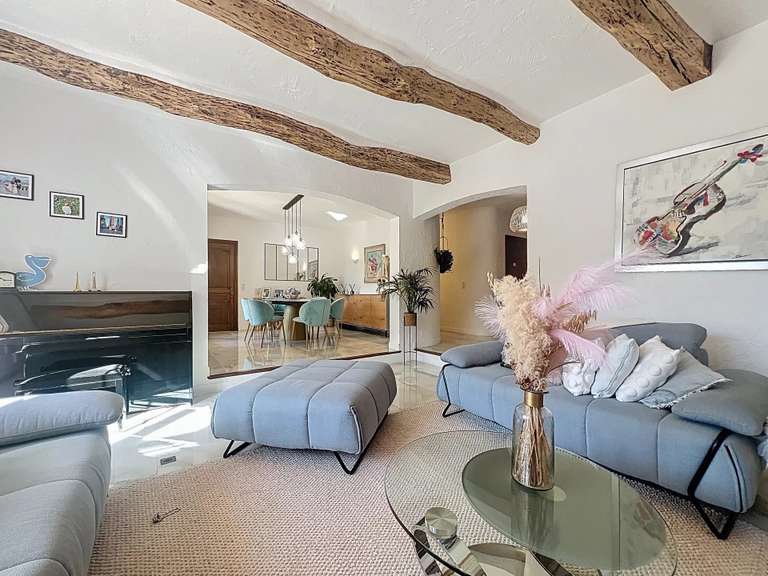 Villa La Roquette-sur-Siagne - 3 chambres - 231m²