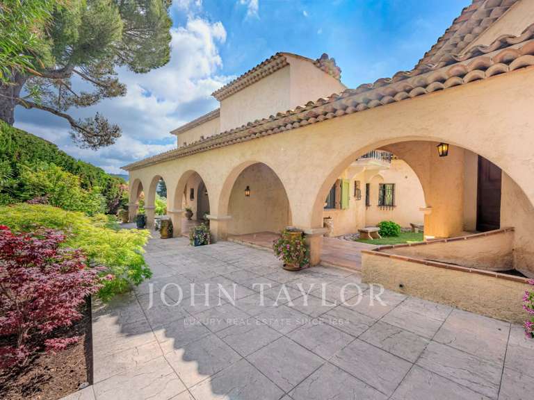 Villa La Roquette-sur-Siagne - 5 chambres - 440m²