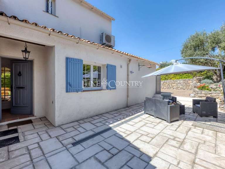 Villa La Roquette-sur-Siagne - 5 chambres - 127m²