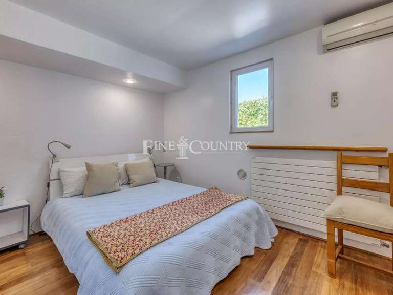 Villa La Roquette-sur-Siagne - 5 bedrooms - 127m²