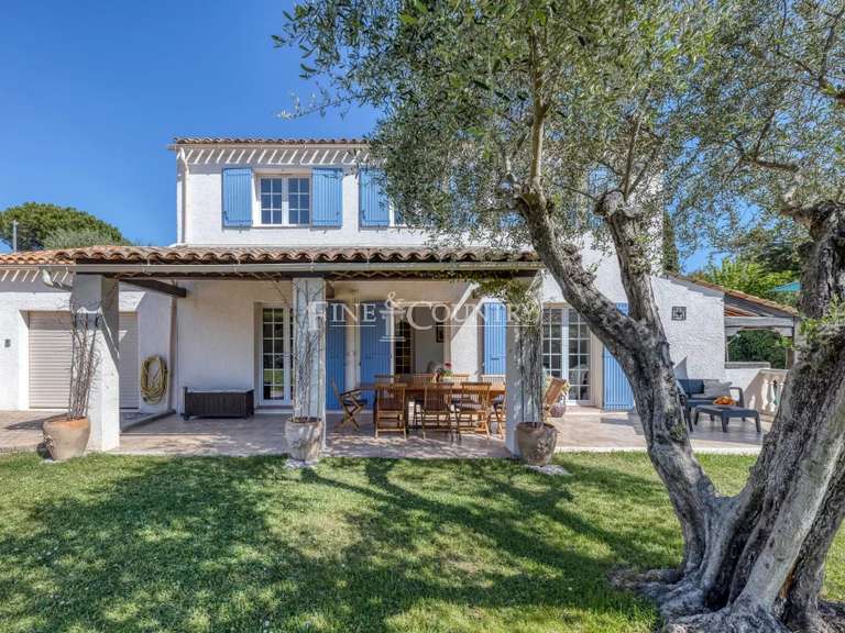 Villa La Roquette-sur-Siagne - 5 bedrooms - 127m²