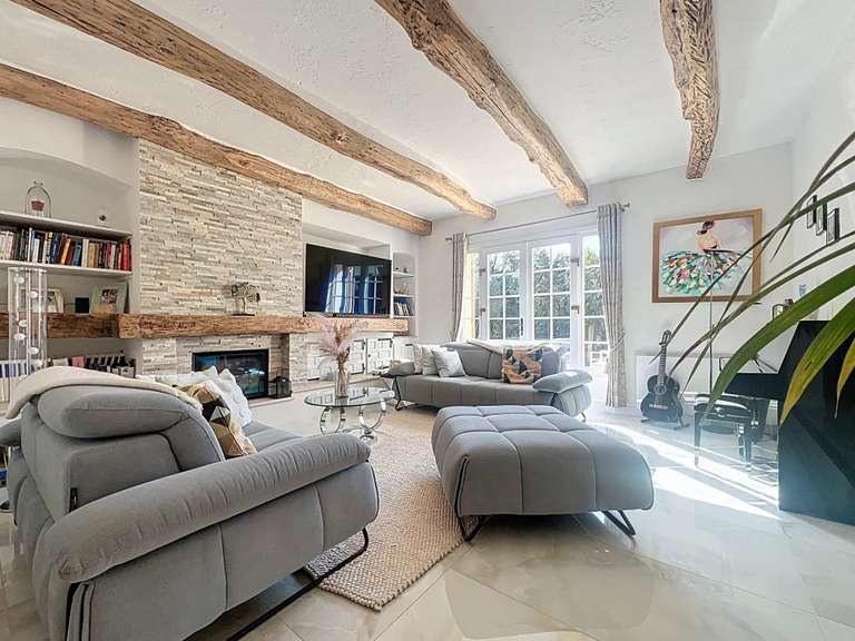 Villa La Roquette-sur-Siagne - 3 chambres - 231m²