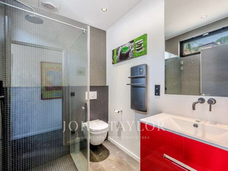 Villa La Roquette-sur-Siagne - 3 chambres - 199m²