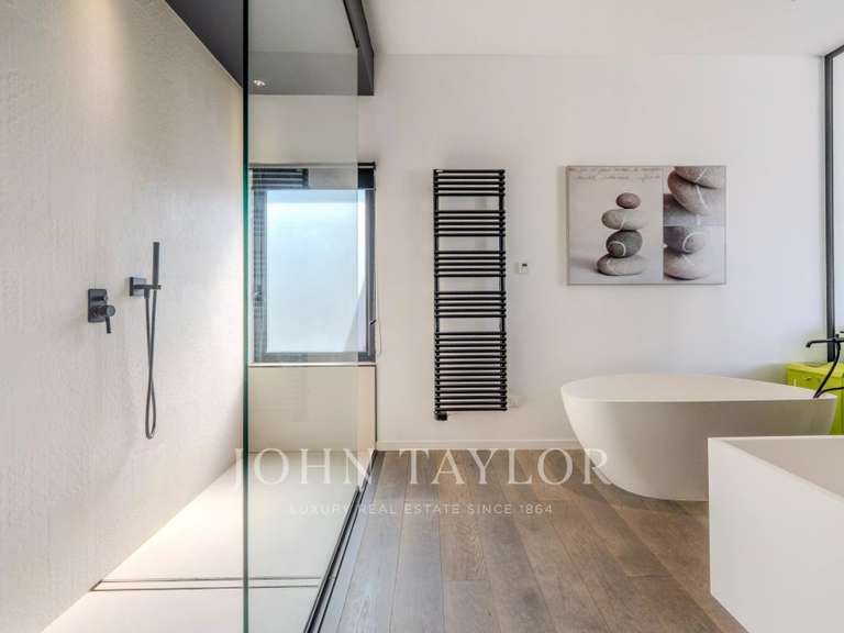 Villa La Roquette-sur-Siagne - 3 chambres - 199m²
