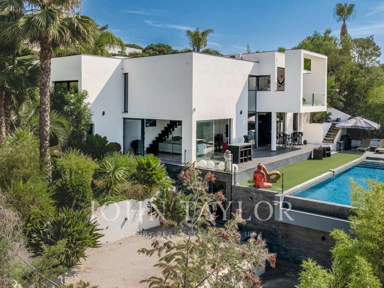 Villa La Roquette-sur-Siagne - 3 chambres - 199m²