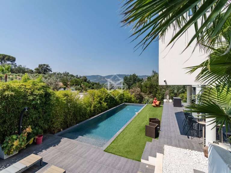 Villa La Roquette-sur-Siagne - 4 chambres - 200m²