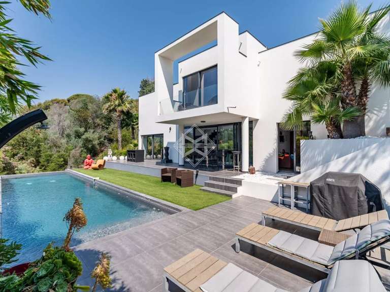 Villa La Roquette-sur-Siagne - 4 chambres - 200m²