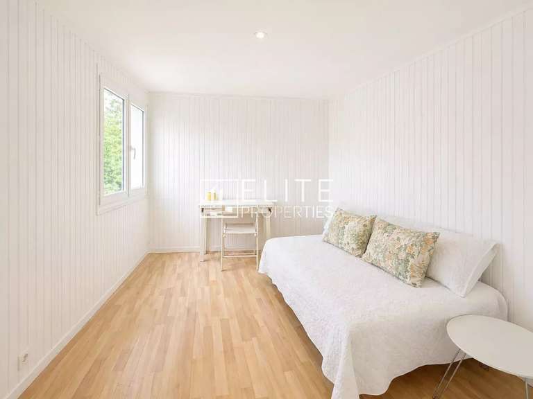 Villa La Roquette-sur-Siagne - 5 chambres - 243m²