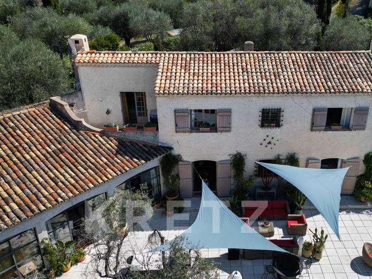 Maison La Roquette-sur-Var - 6 chambres - 320m²