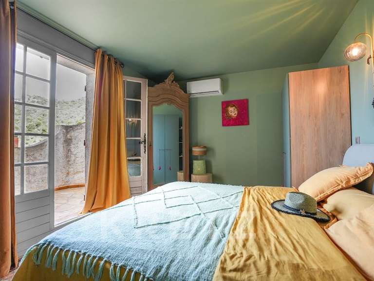 Maison La Roquette-sur-Var - 6 chambres - 320m²